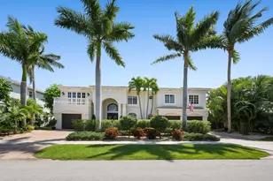 712 NE 71st St, Boca Raton, FL 33487 - Photo 1