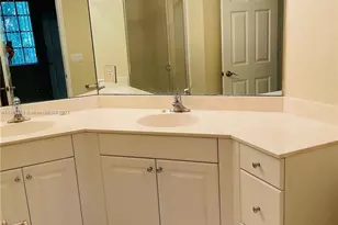 2004 Freeport Ln, Riviera Beach, FL 33404 - Photo 7