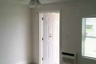 900 W 9th Street 1, Riviera Beach, FL 33404 - Photo 11