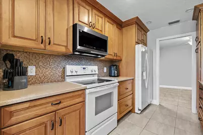 400 Crosswinds Drive, Unit #B1, Greenacres, FL 33413 - Photo 3