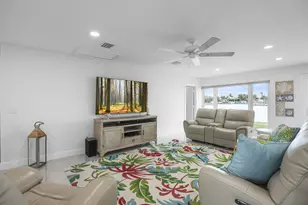 1564 Thumb Point Dr, Fort Pierce, FL 34949 - Photo 9