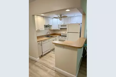 210 Horizons Street E, Unit #106, Boynton Beach, FL 33435 - Photo 3