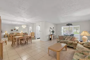 1225 Club Dr W, Delray Beach, FL 33445 - Photo 9