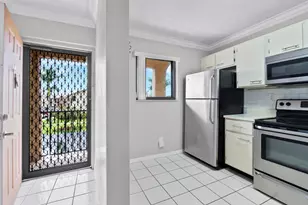 9413 Boca Cove Cir, Boca Raton, FL 33428 - Photo 9