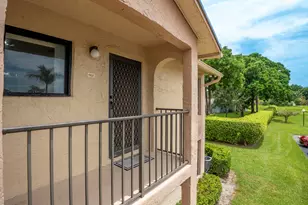 9413 Boca Cove Cir, Boca Raton, FL 33428 - Photo 5