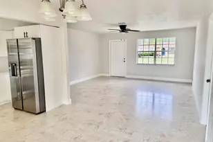 434 NE Electra Ave, Port Saint Lucie, FL 34983 - Photo 15