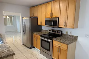 1687 SW 20th Terrace, Deerfield Beach, FL 33442 - Photo 5