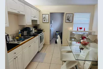 150 Avocado Avenue, West Palm Beach, FL 33413 - Photo 3