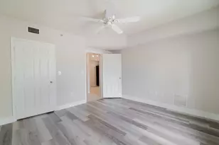 6386 Emerald Dunes Dr, West Palm Beach, FL 33411 - Photo 13