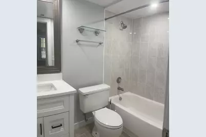 1638 Embassy Drive, Unit #102, West Palm Beach, FL 33401 - Photo 11