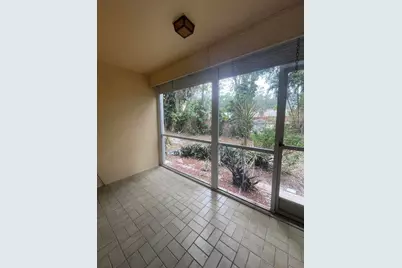 1638 Embassy Drive, Unit #102, West Palm Beach, FL 33401 - Photo 15