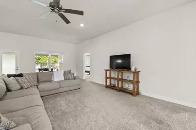 137 SW Pisces Terrace, Port Saint Lucie, FL 34984 - Photo 7