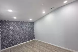 5403 NW Chicopa St, Port Saint Lucie, FL 34983 - Photo 17