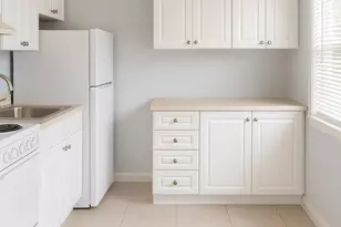 1017 SE 3rd St, Deerfield Beach, FL 33441 - Photo 3