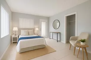 1017 SE 3rd St, Deerfield Beach, FL 33441 - Photo 5