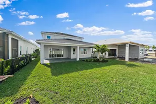 12724 Nautilus Cir, Palm Beach Gardens, FL 33412 - Photo 9