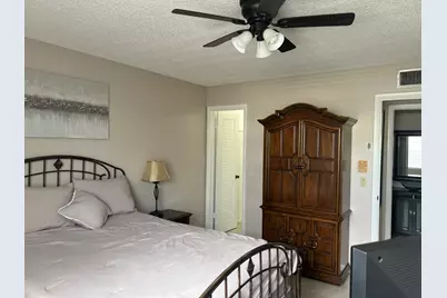 900 Flanders S, Delray Beach, FL 33484 - Photo 21