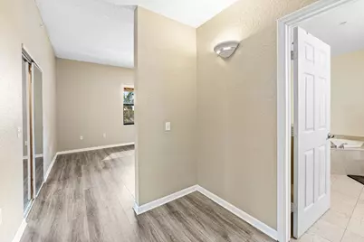 [Address not provided], West Palm Beach, FL 33401 - Photo 19
