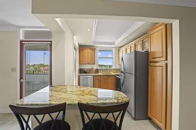 109 Paradise Harbour Boulevard, Unit #514, North Palm Beach, FL 33408 - Photo 7