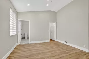 851 NW 42nd Pl, Deerfield Beach, FL 33064 - Photo 23