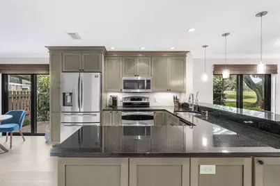 38 Southport Lane, Unit #A, Boynton Beach, FL 33436 - Photo 11