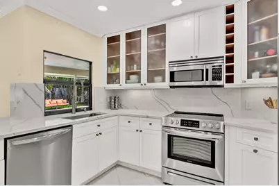 88 Pine Hill Trail E, Tequesta, FL 33469 - Photo 13