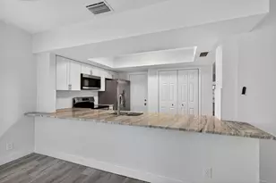 760 SW 64th Way, Pembroke Pines, FL 33023 - Photo 15