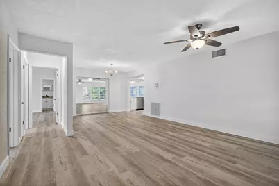 760 SW 64th Way, Pembroke Pines, FL 33023 - Photo 7