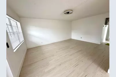 121 Sheffield F, West Palm Beach, FL 33417 - Photo 11