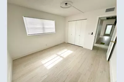 121 Sheffield F, West Palm Beach, FL 33417 - Photo 13