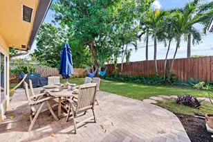 225 Cornell Dr, Lake Worth Beach, FL 33460 - Photo 17