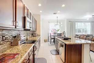 11931 SW Crestwood Cir, Port Saint Lucie, FL 34987 - Photo 9