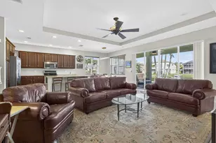 9728 Phipps Ln, Wellington, FL 33414 - Photo 9