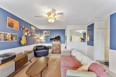 943 SE Odonnell Lane, Port Saint Lucie, FL 34983 - Photo 5