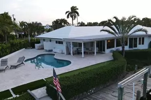 1459 Point Way, North Palm Beach, FL 33408 - Photo 1