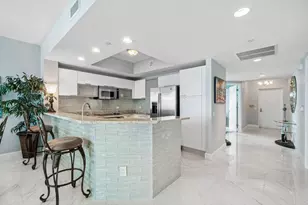 2640 Lake Shore Dr, Riviera Beach, FL 33404 - Photo 11
