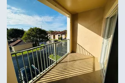 7856 Sonoma Springs Circle, Unit #305, Lake Worth, FL 33463 - Photo 3