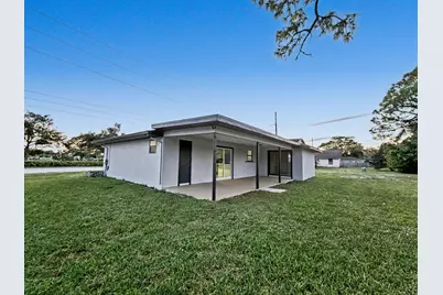 573 SE Port St Lucie Boulevard, Port Saint Lucie, FL 34984 - Photo 43