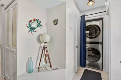 104 Liberty Court, Deerfield Beach, FL 33442 - Photo 7