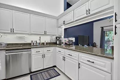 104 Liberty Court, Deerfield Beach, FL 33442 - Photo 11