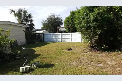 11573 Venetian Avenue, Boca Raton, FL 33428 - Photo 13