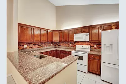1165 Summit Trail Circle, Unit #A, West Palm Beach, FL 33415 - Photo 11