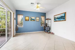 3760 Cypress Lake Dr, Lake Worth, FL 33467 - Photo 5