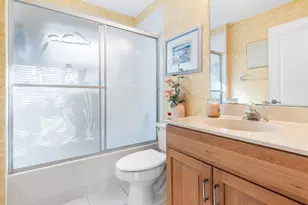 3760 Cypress Lake Dr, Lake Worth, FL 33467 - Photo 11