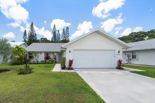 6751 SE Lillian Ct, Stuart, FL 34997 - Photo 3