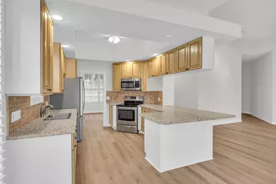 279 Kelsey Park Circle, Palm Beach Gardens, FL 33410 - Photo 11