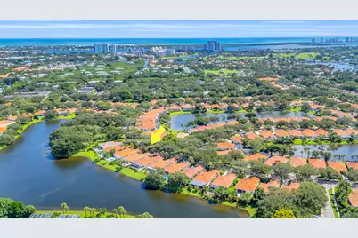 279 Kelsey Park Circle, Palm Beach Gardens, FL 33410 - Photo 1