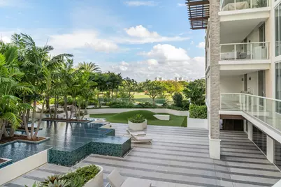 210 SE Mizner Boulevard, Unit #303, Boca Raton, FL 33432 - Photo 9