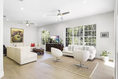 122 Via Castilla, Jupiter, FL 33458 - Photo 5