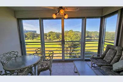 575 Oaks Lane, Unit #509, Pompano Beach, FL 33069 - Photo 11